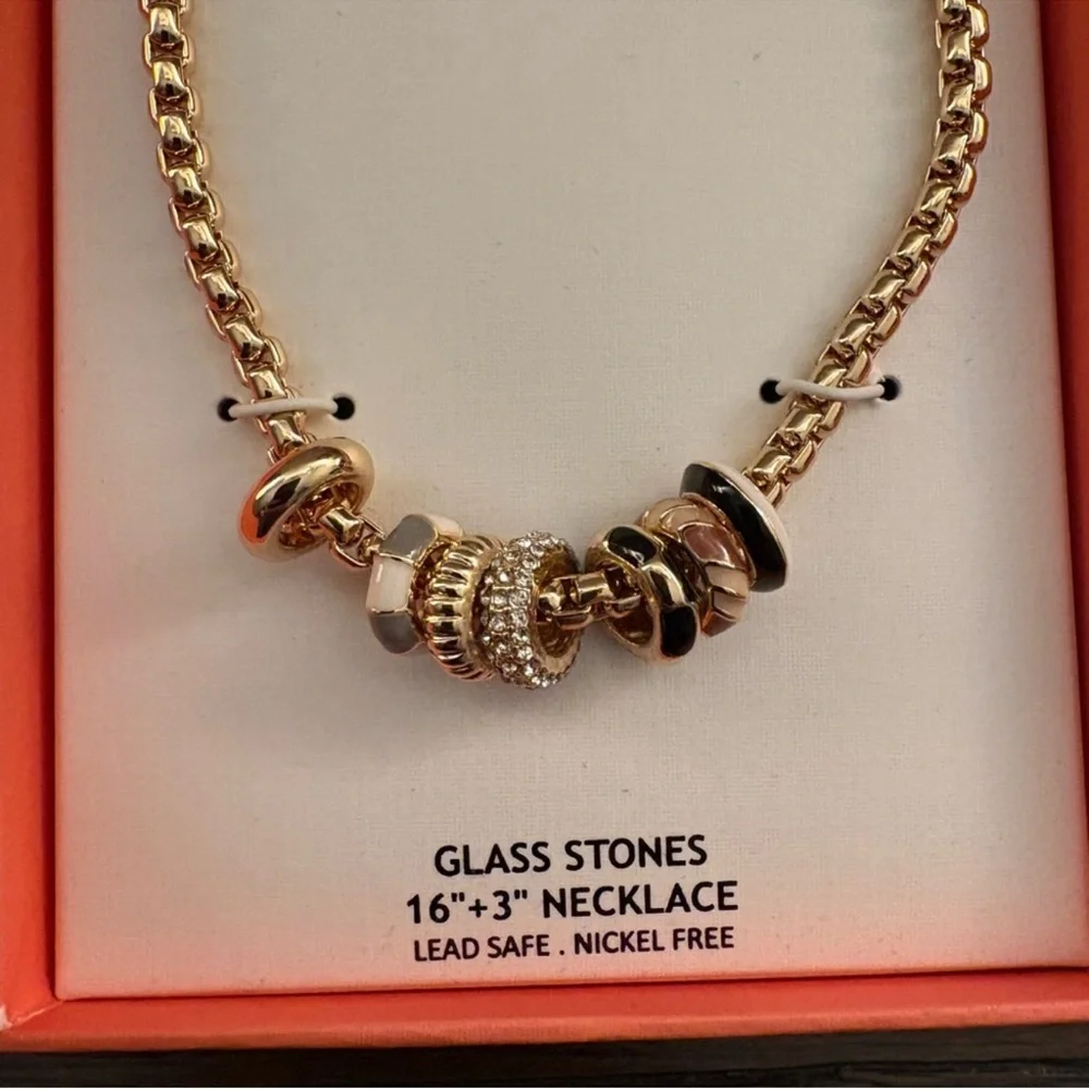 NWT House of Harlow 1960 Gold Necklace with Beads - Picture 3 of 4